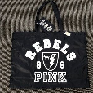 Victoria’s Secret PINK Bag in Navy